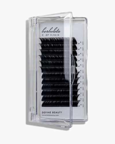 Winged Out Skyline Lashes
